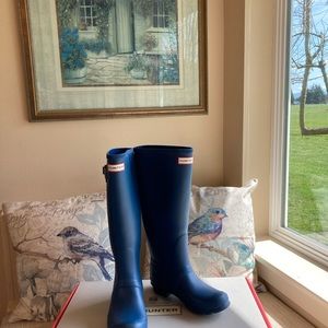 Hunter tall rain boots